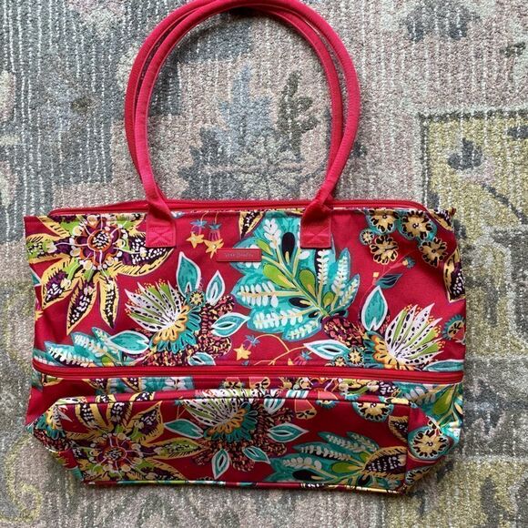 Vera Bradley Botanical Design Oversized Travel Bag - Picture 6 of 7